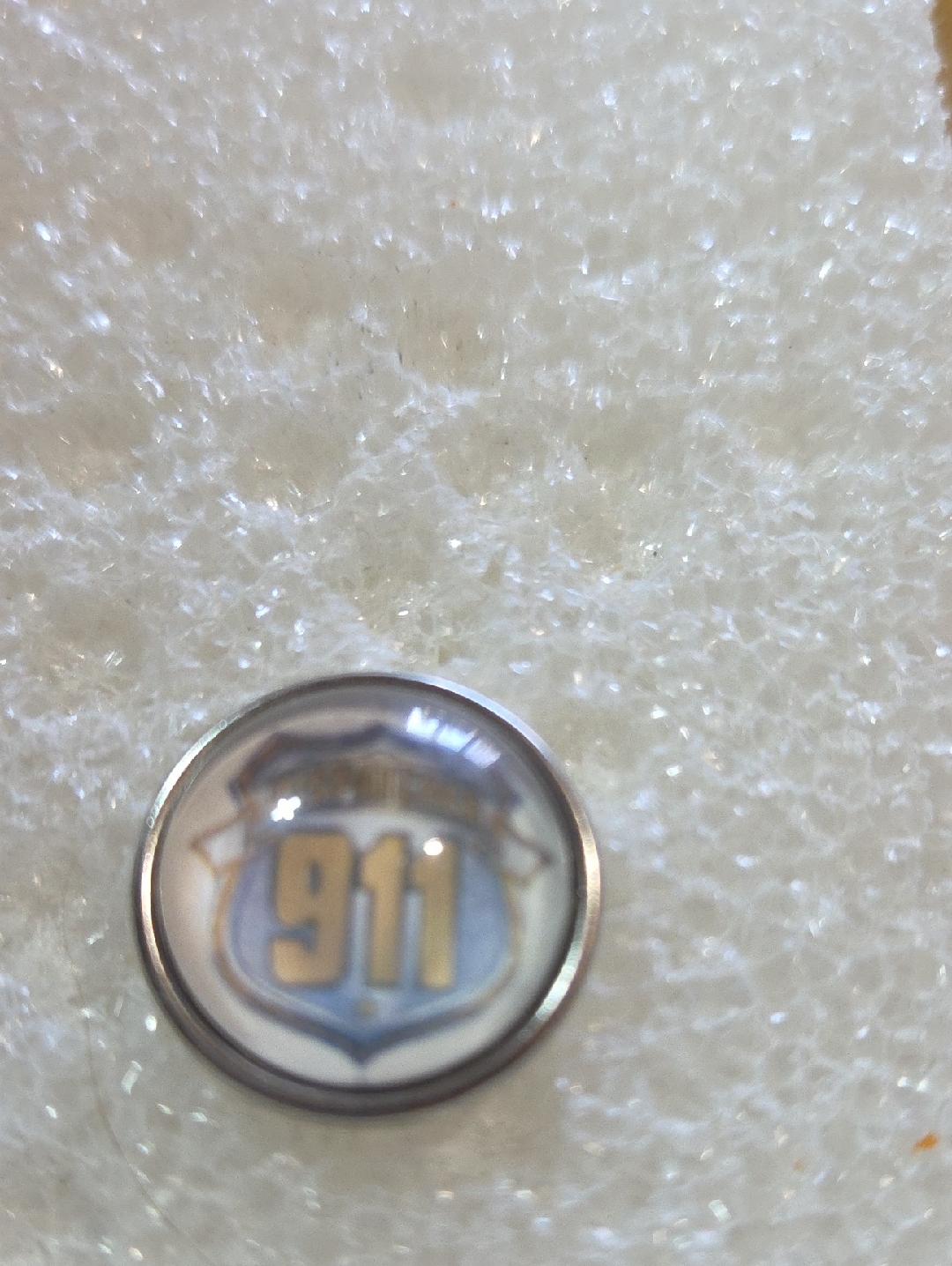 911 Shield Ginger Snap 18mm